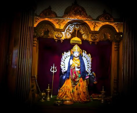 Vihat Maa Photos Hd, Vihat Maa Photos, Maa Photos Hd, Book Cover Art Ideas, Meldi Ma Hd Photo, Bride Photos Poses, Bride Photos, Baby Ganesha, Wallpaper Photo Gallery