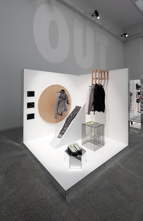 http://www.coordination.asia/portfolio/the-nike-studio-beijing/ Exhibition Room, Store Concept, Asian Interior, Visual Merchandising Displays, Exhibition Booth Design, Exhibition Display, Exhibition Booth, Retail Interior, Merchandising Displays