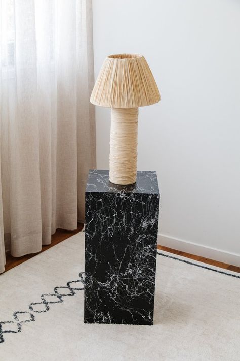 How To Make A Marble Effect Plinth — Smør Home Marble Plinth, Easter Craft Projects, Marble Tables, Diy Plaster, Diy Marble, Upcycle Decor, Perfect Squares, Arch Mirror, Painted Rug