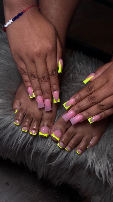 Toes French Tip, Matching Nail And Toe Sets, Neon Toe Nails, Gel Toe Nails, Acrylic Toes, Acrylic Toe Nails, Spring Nail Trends, Duck Nails, Lace Nails