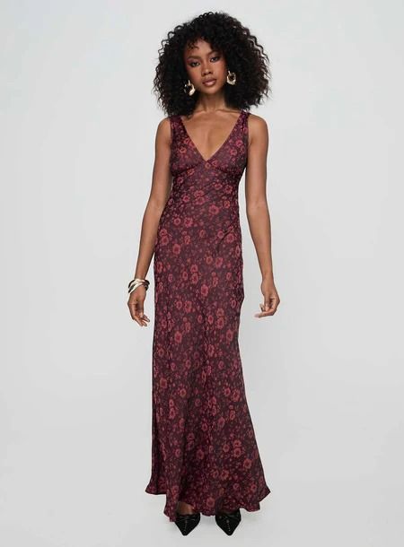 Dresses | Women's Dresses | Princess Polly USA Dresses Princess Polly, Maxi Dress Floral, Dresses Princess, Pink Formal Dresses, Fleece Dress, Outerwear Outfit, Strapless Tops, Floral Dresses, Curve Dresses