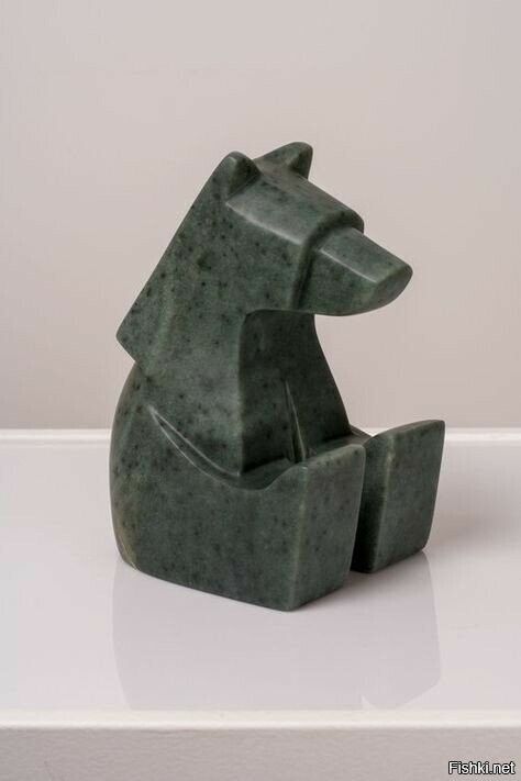 Stone Carving Sculpture, Sitting Bear, Ceramic Wall Sculpture, Figurative Kunst, Soapstone Carving, Soap Carving, Bear Sculptures, Sculptures Céramiques, Bear Carving