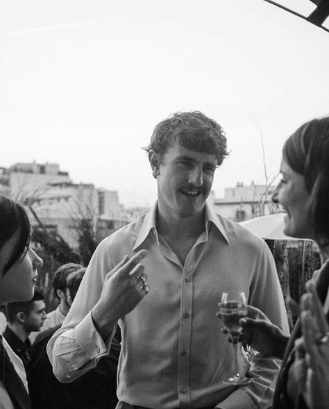 Paul Mescal Pics on Instagram: "New/old photo of Paul in Cannes last May 🤍 (Frankie in the corner 🥹🥹🥹🥹🥹) 📸 by @sarah.makharine #paulmescal #aftersun #charlottewells #frankiecorio #a24 #mubi #aftersunmovie #wepastel #cannes #adeleromanski #barryjenkins" Cannes Film Festival 2022, Paul Mescal, Festival 2022, Irish Boys, Irish Men, White Boys, Cultura Pop, Man Crush, Cannes Film Festival