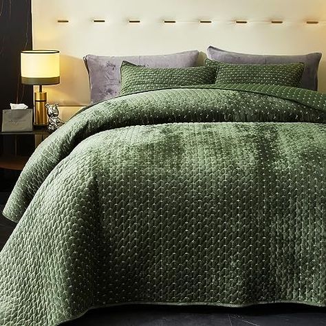 Powdion Velvet Quilt King Size, Oversized Bedspread Quilted Bedding Set, Luxurious Soft Coverlet Set Lightweight Velvet Comforter for All Season with 2 Pillow Shams, Army Green,Striped King Quilt Set Quilted Bedding, Velvet Comforter, Work Space Decor, Striped Quilt, Velvet Quilt, Green Bedding, Green Quilt, Sectional Sofa Couch, Bedroom Headboard