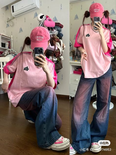 Tomboy Pink Outfits, Masc Pink Outfit, Pink Baggy Outfit, Pink Tomboy Outfit, Pink Masc Outfits, Colorful Masc Outfits, Hot Pink Aesthetic Outfits, Pink Streetwear Outfit, Baggy Clothes Aesthetic