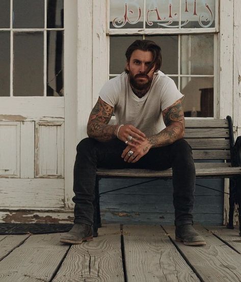 Brown Hair Colour Ideas, Rocker Style Men, Lumberjack Men, Down Ponytail, Levi Stocke, Brown Hair Colour, Dad Fits, Men Aesthetic Outfits, Ponytail Ideas