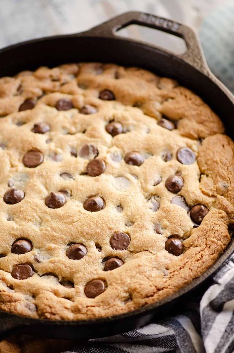 It doesn't get much better than this Skillet Chocolate Chip Cookie for an easy and absolutely delicious dessert recipe. A chewy salted chocolate chip cookie is caramelized around the edges from a cast iron skillet for the perfect texture. Cast Iron Skillet Choc Chip Cookie, Giant Skillet Cookie, 12 Inch Cast Iron Skillet Cookie, Cast Iron Cookie Cake, Chocolate Chip Cookie In Cast Iron Pan, Small Skillet Cookie Cast Iron, Cast Iron Chocolate Chip Cookie Recipe, Chocolate Chip Skillet Cookie Easy, Skillet Cookies Cast Iron