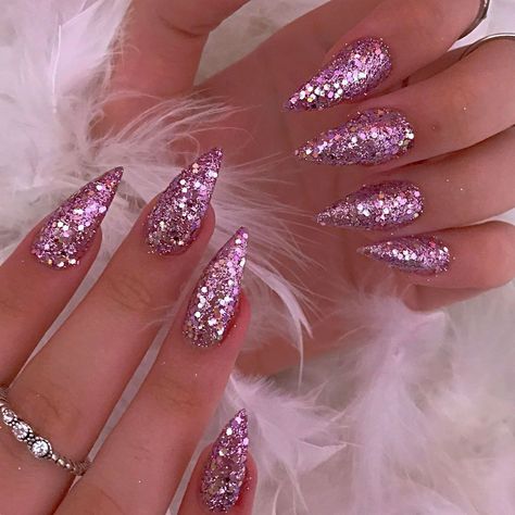 Glitter Gel Nail Designs, Rose Gold Nail Art, Prom Nail Designs, Glitter Nails Acrylic, Prom Nail, Glitter Rosa, Pink Glitter Nails, Gold Glitter Nails, Gel Nail Art Designs