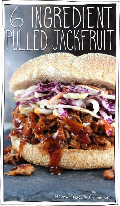 Vegan Grill, Pulled Jackfruit, Jackfruit Sandwich, Jack Fruit, Jackfruit Recipes, Pork Sandwich, Pulled Pork Sandwich, Vegan Burgers, Vegan Alternatives