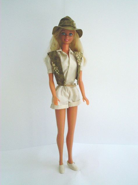 Safari Barbie, Barbie 80s, Safari Tent, Barbie Movie, Barbie Collector, Barbie Movies, Mattel Barbie, You're Welcome, Cute Dolls