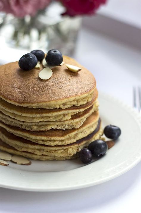 Candida-Friendly Almond Pancakes - Sugar-Free, Gluten-Free Pancakes Almond Meal Pancakes, Healthy Vibes, Healthy Pancake, Almond Pancakes, Dairy Free Pancakes, Candida Recipes, Candida Diet Recipes, Healthy Pancake Recipes, Body Detoxification