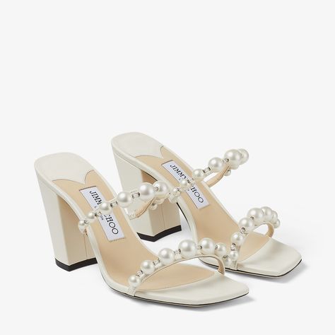 Pearl Jimmy Choo Heels, Jimmy Choo Pearl Shoes, Jimmy Choo Heels Aesthetic, Jimmy Choo Pearl Heels, Jimmy Choo Bridal Shoes, Famous Clothes, Jimmy Choo Wedding Shoes, Pearl Heels, Pretty Heels