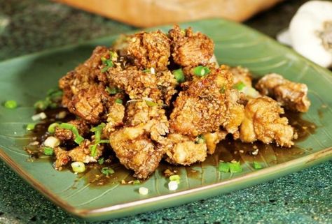 Meat Jun, Ono Kine Recipes, Garlic Chicken Recipe, Hawaiian Recipes, Hawaiian Dishes, Garlic Chicken Recipes, Hawaii Food, Korean Fried Chicken, Korean Dishes