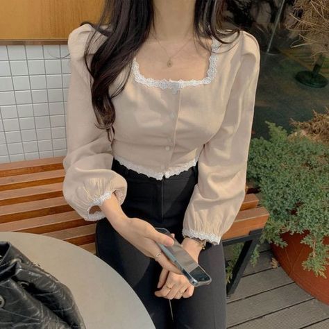 Korean Tops Design, Blouse Korean Style, Derby Outfits, Burmese Clothing, Tops For Women Casual, Traditional Dresses Designs, Elegant Outfit Classy, Formal Tops, Fashion Top Outfits