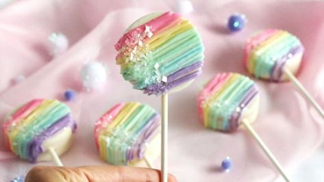 Chocolate Covered Oreo Pops, Rainbow Cake Pops, Starbucks Cake Pops, Oreo Cake Pops, Unicorn Candy, Starbucks Cake, Cake Pop Decorating, Dipped Oreos, Chocolate Covered Treats