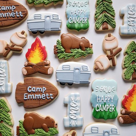 One Happy Camper Cookies, Camping Cookies Royal Icing, Hiking Cookies Decorated, Camping Birthday Cookies Decorated, Camping Tent Cookies Decorated, Glamping Birthday Cookies, Camping Birthday Cake, Happy Camper Birthday Party, Camping Cookies