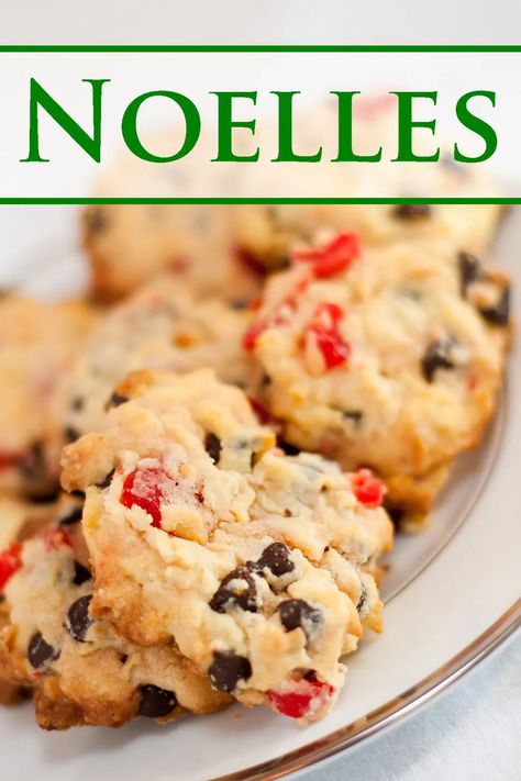 A plate of "Noelles" cookies - Lighty coloured drop cookies, with chocolate chips and pieces of maraschino cherries visible. Maraschino Cherries, Cherry Cookies, Healthy Food Guide, Big Cookie, Lost 100 Pounds, Holiday Cookie Recipes, Coconut Cookies, Drop Cookies, Healthy Diet Recipes