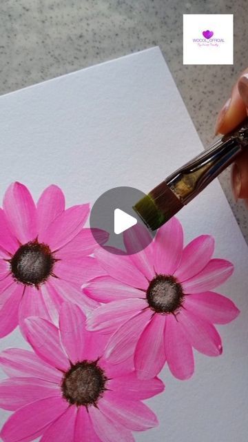 Pictures For Fabric Painting, Floral Paintings Acrylic, Painting Flowers Tutorial, Fabric Painting Techniques, Simple Artwork, Instagram Painting, Flowers Tutorial, Acrylic Painting Flowers, Paper Flowers Craft