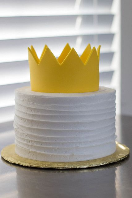 Wild Things Cake Smash, Happy Birthday B, Real Crown, Wild Things Party, Yellow Crown, Wild Rumpus, Wild Birthday Party, Novelty Birthday Cakes, Boys First Birthday Party Ideas