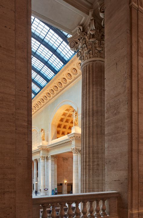 Gallery of Chicago Union Station Great Hall Restoration / Goettsch Partners - 17 Union Station Chicago, Chicago Union Station, Great Hall, Union Station, Temple, Louvre, Chicago, Architecture, Building