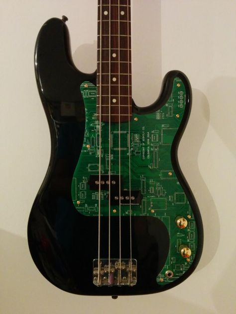 Circuit Board Pickguard Band Aesthetic, Green Electric, Custom Pickguard, Guitar Painting, Market Stall, Guitar Stuff, Bass Guitars, Guitar Design, String Instruments