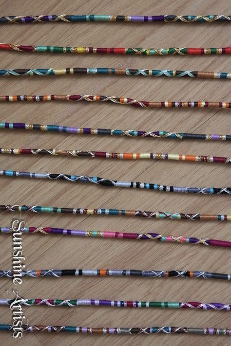 Embroidery Thread Hair Wrap, Hair Wraps Thread Ideas, Hair Wrap Designs, Hair Wraps Thread, Hair Braid Wrap, String Hair Wraps, Thread Hair Wraps, Friendship Bracelet Knots, Boho Hair Wrap