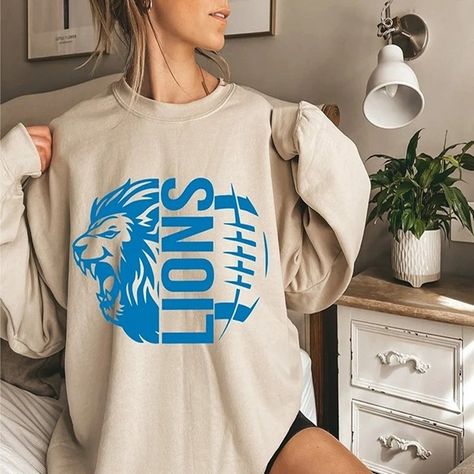 Unisex Sweatshirts -Non Fitting -Runs True To Size -Available In S, M, L, Xl, 2xl,3xl - 100% Cotton Material: Our Products Are Officially Licensed, Designed And Printed In Usa. - Fast Shipping: Shipped Directly From Usa. Lion Gifts, Vintage Detroit, Football Sweater, Lions Football, Lion Shirt, Football Sweatshirt, Detroit Lions, Vintage Sports, Clean Cut