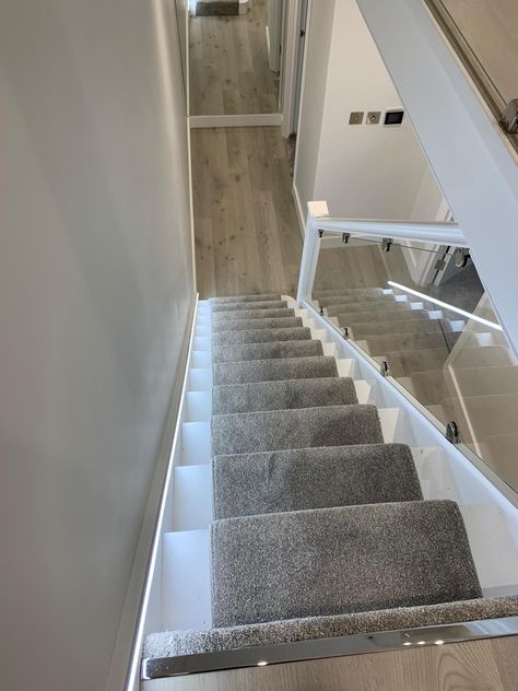 Stair Runner With Glass Banister, Glass Banister, Cheap Flooring Options, Glass Bannister, Banister Ideas, Grey Carpet Runner, Grey Stair Carpet, Cottage Hallway, Stairway Ideas