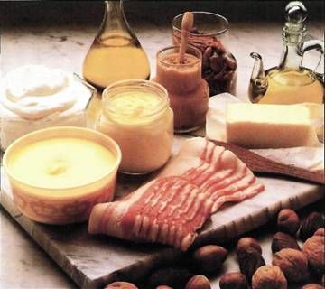 Fats, waxes, and fat-soluble vitamins are all examples of Lipids . Waxes are used to coat and protect things in nature. Steroids are found in animals called hormones. Dietary Fats, Dr Jason Fung, Jason Fung, High Fat Foods, Fat Soluble Vitamins, 1200 Calories, High Fat Diet, Cold Remedies, Some Body