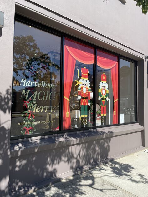 5 Favourite Window Display Formats — Design Merchants Window Display Christmas Ideas, Window Display Christmas, Giant Props, Holiday Window Display, Visual Merchandiser, Christmas Displays, Store Window Displays, Christmas Window Display, Window Display Design