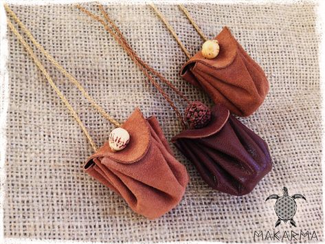 Medicine Bag Necklace ••• Native American Necklace Shaman Necklace Women Men Medicine Pouch Necklace Healing Native American Jewelry Native American Medicine Bag, Medicine Bag Necklace, Diy Medicine, Pouch Necklace, Sacred Jewelry, Bag Necklace, Medicine Pouch, Native American Necklace, Medicine Bag