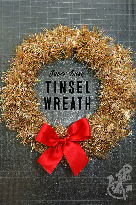 Super Easy Tinsel Wreath - 30 Minute Crafts Diy Tinsel Wreath, Tinsel Wreath Diy, Tinsel Crafts, Tinsel Wreaths, Wire Christmas Wreath, Diy Tinsel, 30 Minute Crafts, Library Christmas, Tinsel Wreath