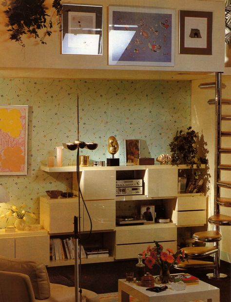 80s Architecture, Postmodern Interior, 1970s Interior Design, Eva Unit, 80s House, 80s Room, Living In The Past, 80s Home, 80s Interior