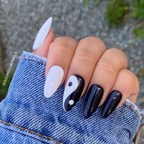 PRESS ON NAILS – Page 8 – Adore Luxe Nails Black And White Nail, Anime Nails, Nagel Tips, Edgy Nails, Grunge Nails, Simple Acrylic Nails, White Nail, Acrylic Nails Coffin Short, Short Acrylic Nails Designs