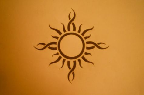 Godsmack Sun tattoo Sun Belly Tattoo, Nordic Sun Tattoo, Godsmack Sun Tattoo, Sun Around Belly Button Tattoo, Sun Belly Button Tattoo, Gothic Sun Tattoo, Tattoo Around Belly Button, Godsmack Tattoo, Beach Tats