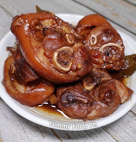 Pork Feet Recipe, Hock Recipes, Pork Leg Recipes, Pata Recipe, Pagkaing Pinoy, Pig Feet Recipe, Ham Hock Recipes, Asian Pork Recipes, Philippine Food