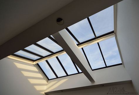 Modern Skylights, Skylight Installation, Model Dapur, Roof Skylight, Skylight Design, Skylight Kitchen, Skylight Window, House Design Ideas, Ceiling Design Modern