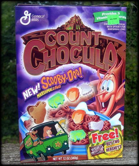 Count Chocula Cereal, Spider Fact, 90s Food, Count Chocula, Cereal Packaging, Toy Labels, Best Cereal, Toy Packaging, Cereal Boxes