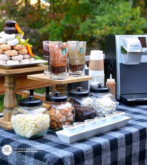 Coffee Bar Party Ideas, Keurig Coffee Bar, Coffee Break Catering, Bar Party Ideas, Coffee Bar Party, Coffee Bar Ideas, Diy Coffee Bar, Coffee Bar Design, Coffee Party