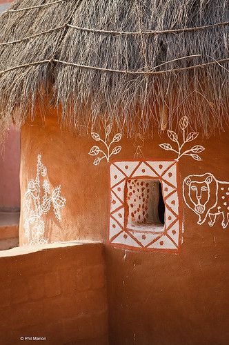 Rajasthani Village, Village Hut, Lipan Art, Mud Hut, Mud House, Arte Folk, Afrique Art, Cabin House, Rural India