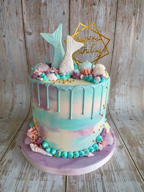 Round Birthday Cakes, Birthday Sheet Cakes, Decorative Cakes, Sheet Cakes, Little Mermaid Birthday, Mermaid Cakes, Drip Cake, Crazy Cakes, Fourth Birthday