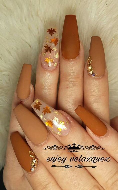 Thanksgiving Nail Designs Acrylic Short, Deer Nails, Perfect Hands, 2022 Nails, Nail Goals, Thanksgiving Nail, November Nails, Fall Gel Nails, Fall Nail Art Designs