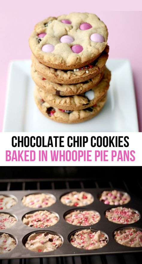 Big, perfectly round, even sized chocolate chip cookies - my secret, using a whoopie pie pan! Muffin Top Recipes, Whoopie Pie Pan, Muffin Top Pan, Deep Dish Cookie, Love From The Oven, Pie Chocolate, Pan Cookies, Whoopie Pie, Whoopie Pies