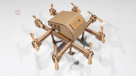 How to Make a Quadcopter Drone Out of Cardboard Micro Drone, Phantom Drone, Small Drones, Fpv Quadcopter, Diy Props, New Drone, Fire Bird, Mini Drone, Fpv Drone