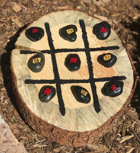 Easy DIY Tree Stump Tic-Tac-Toe Board Outdoor Tic Tac Toe, Campground Crafts, Large Wooden Spools, 4h Projects, Tack Board, Fun Backyard, Tic Tac Toe Board, Wood Crafts Kids, Nursery Garden