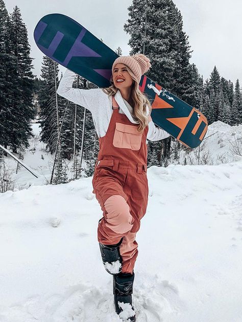 Suspenders Outfit, Long White Shirt, Leopard Print Handbags, Ski Bibs, Ski Sport, Ski Outfit, Snow Outfit, Snowboarding Outfit, Ski Gear