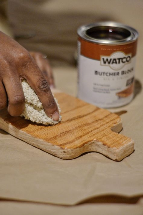 How To Seal Wood For Charcuterie Board, Pallet Charcuterie Board, Diy Small Charcuterie Board, Best Wood For Charcuterie Board, How To Seal A Charcuterie Board, Diy Mini Charcuterie Board, How To Make Charcuterie Board From Wood, Diy Charcuterie Board How To Make Wood, Mini Charcuterie Boards