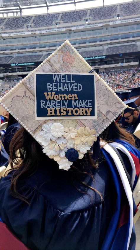 History Graduation Cap Ideas, History Grad Cap, History Major Graduation Cap, History Graduation Cap, Geography Puns, Graduation Cap Decoration Teacher, Major Aesthetic, Graduation Board, Grad Portraits