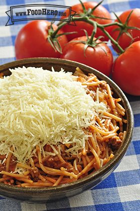 One Pan Spaghetti | Food Hero - Healthy Recipes that are Fast, Fun and Inexpensive One Pan Spaghetti, Electric Skillet Recipes, Electric Skillet, White Bean Salad, Dump Meals, Mediterranean Chicken, Whole Wheat Pasta, Spaghetti Pasta, Skillet Meals