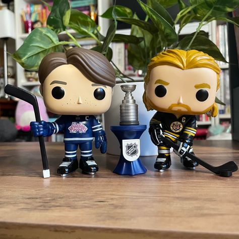 Custom pops of characters from Heated Rivalry Ransom Drysdale Fanart, Finale Book Fanart, Heated Rivalry Fanart, Heated Rivalry, Lyra And Will Fanart, Heated Rivalry Book, Custom Funko Pop, Custom Funko, Funko Pops